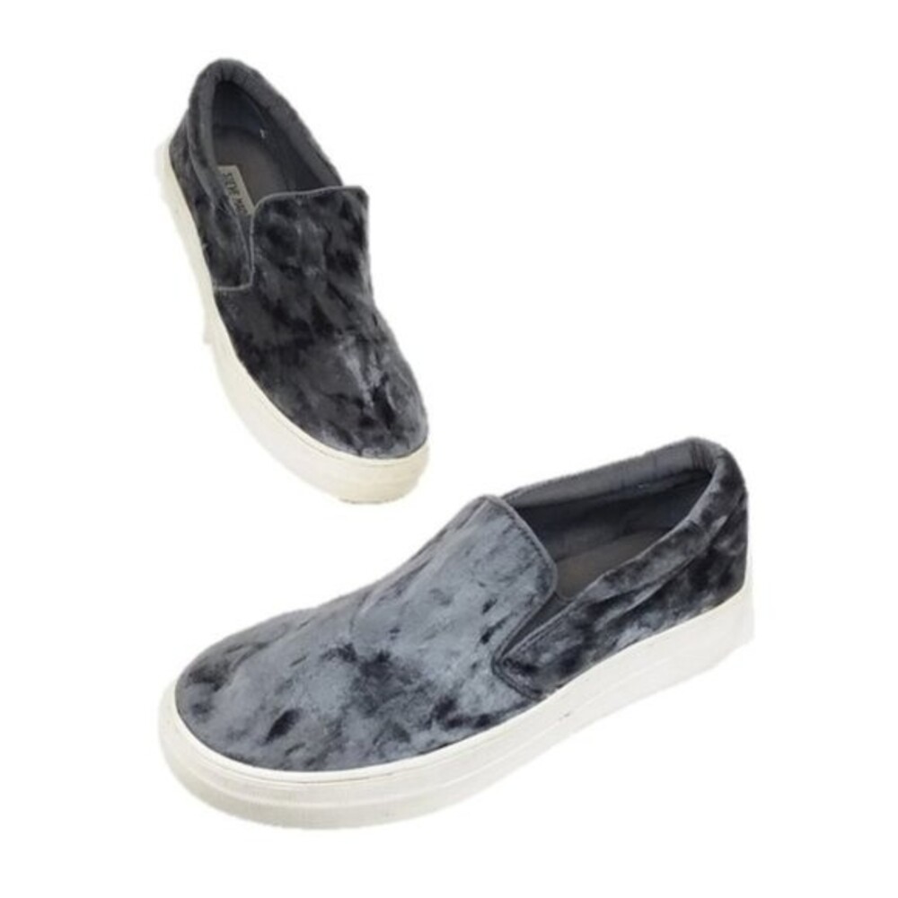 Steve Madden Gema Slip-On Sneakers